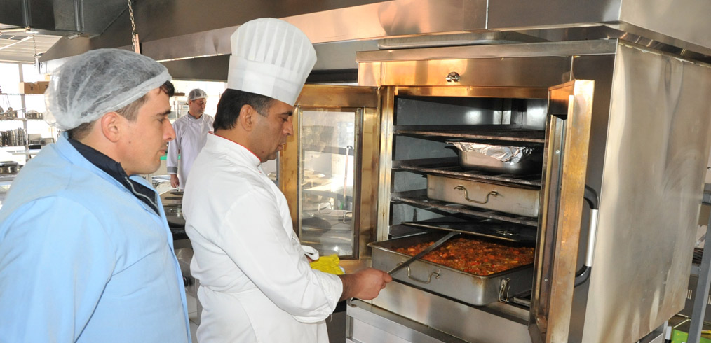 A�EV� �HT�YA� SAH�PLER�N�N EV�