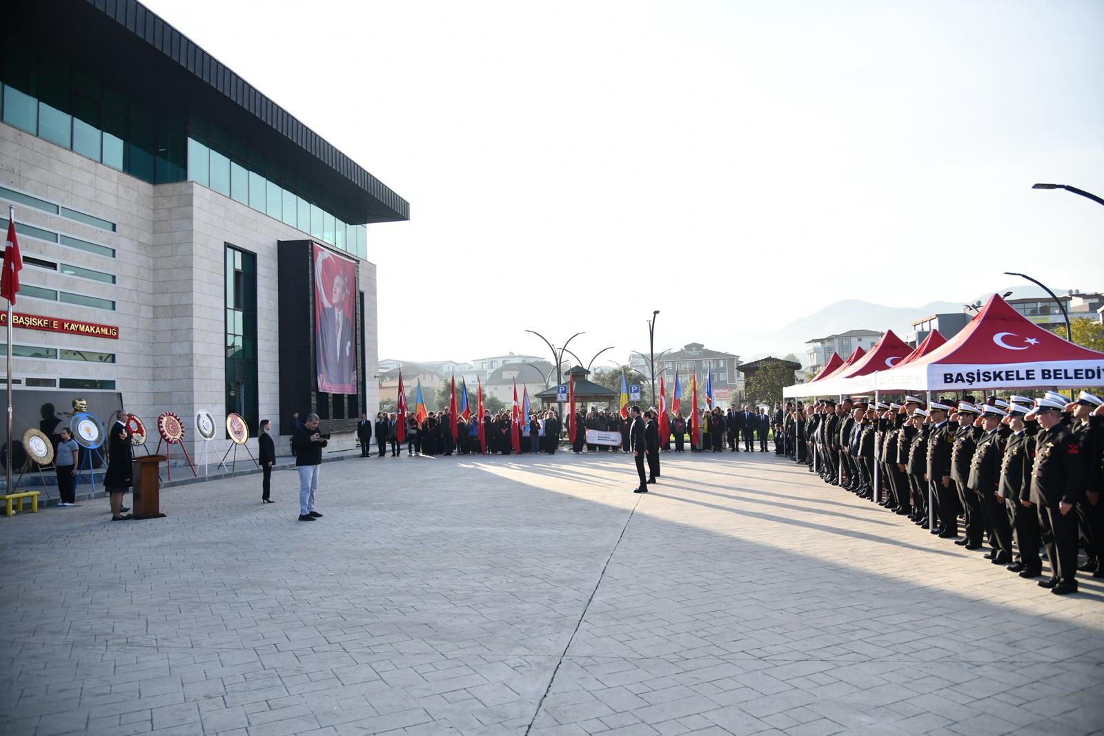 Baiskele Gazi Mustafa Kemal Atatrk And