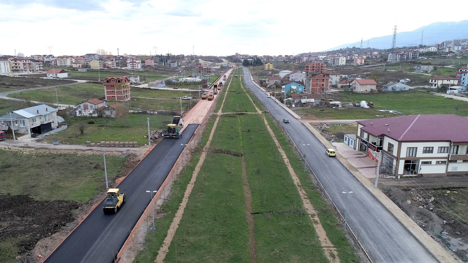 17 AUSTOS BULVARINA ASFALT