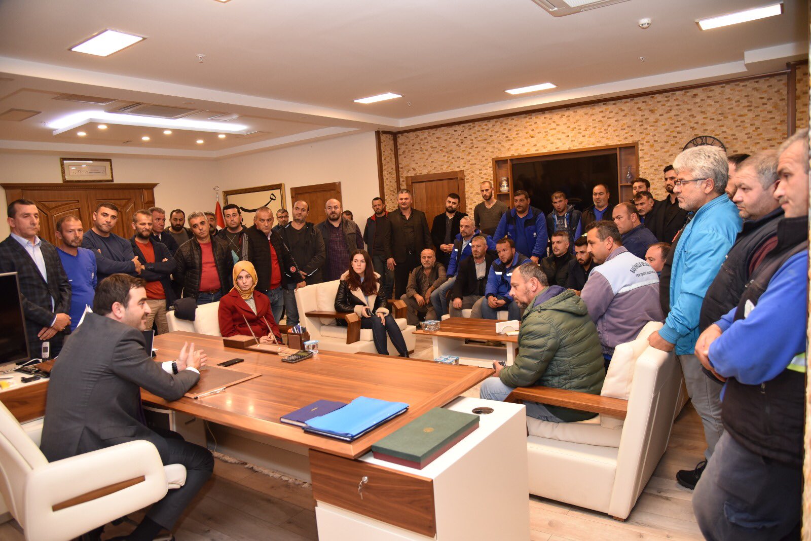 Baarnn Srr: Ekip Ruhu ve Gnl Birlii