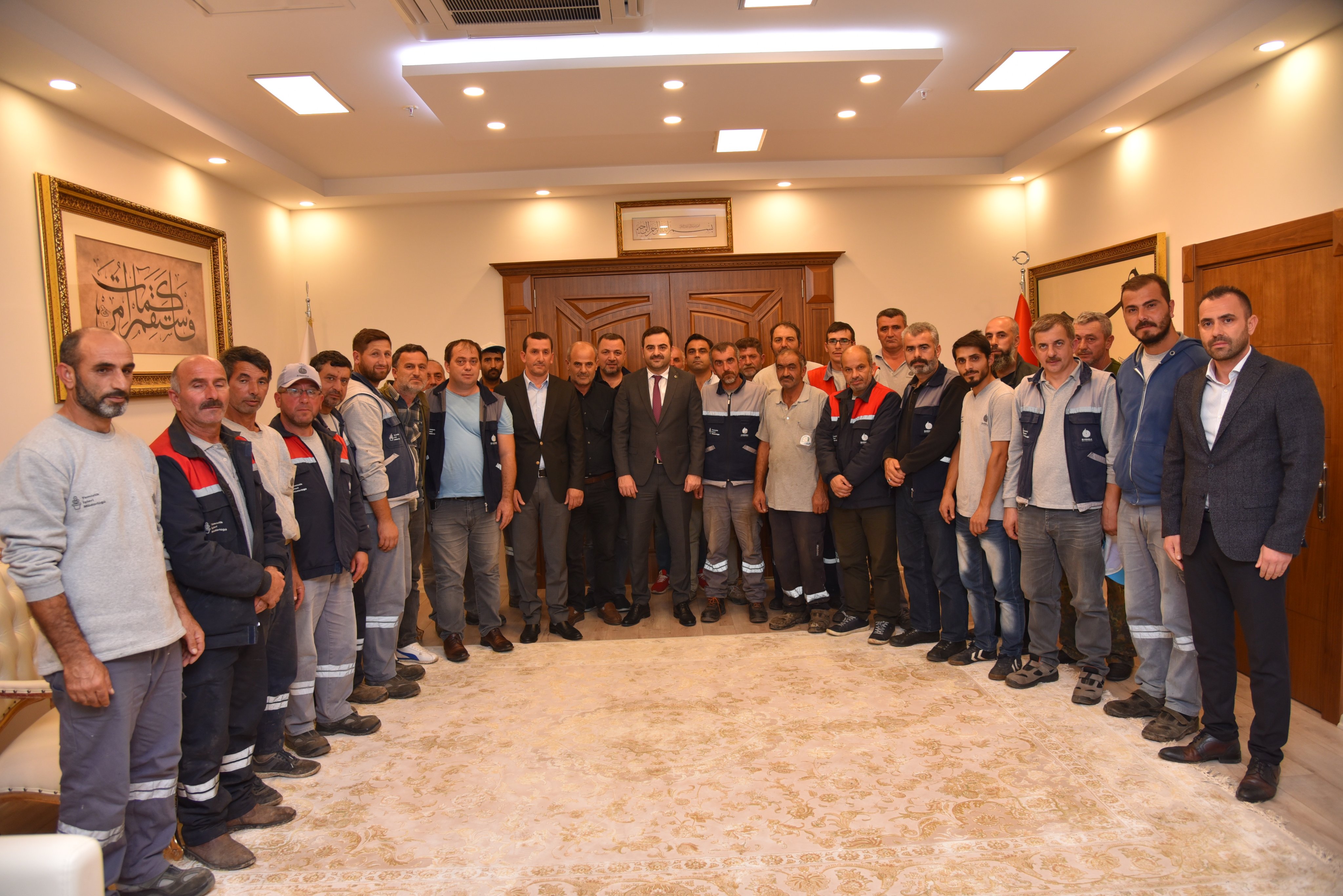 "Tertemiz Baiskele in Gnlden Hizmet Edeceiz"