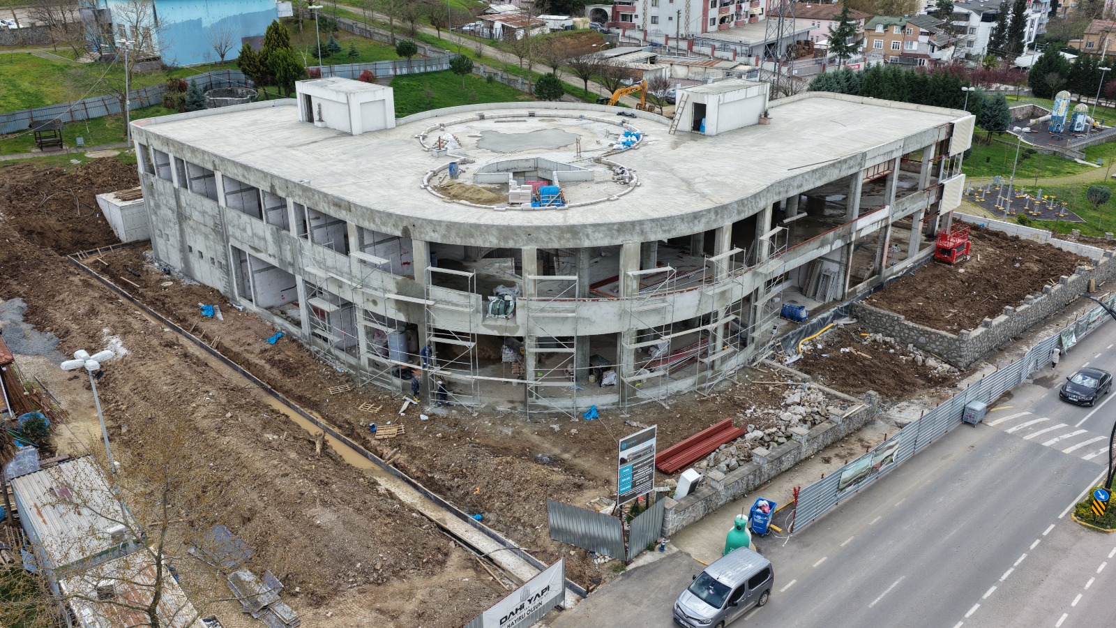 Ba�iskele�de �� Fonksiyon Tek Projede