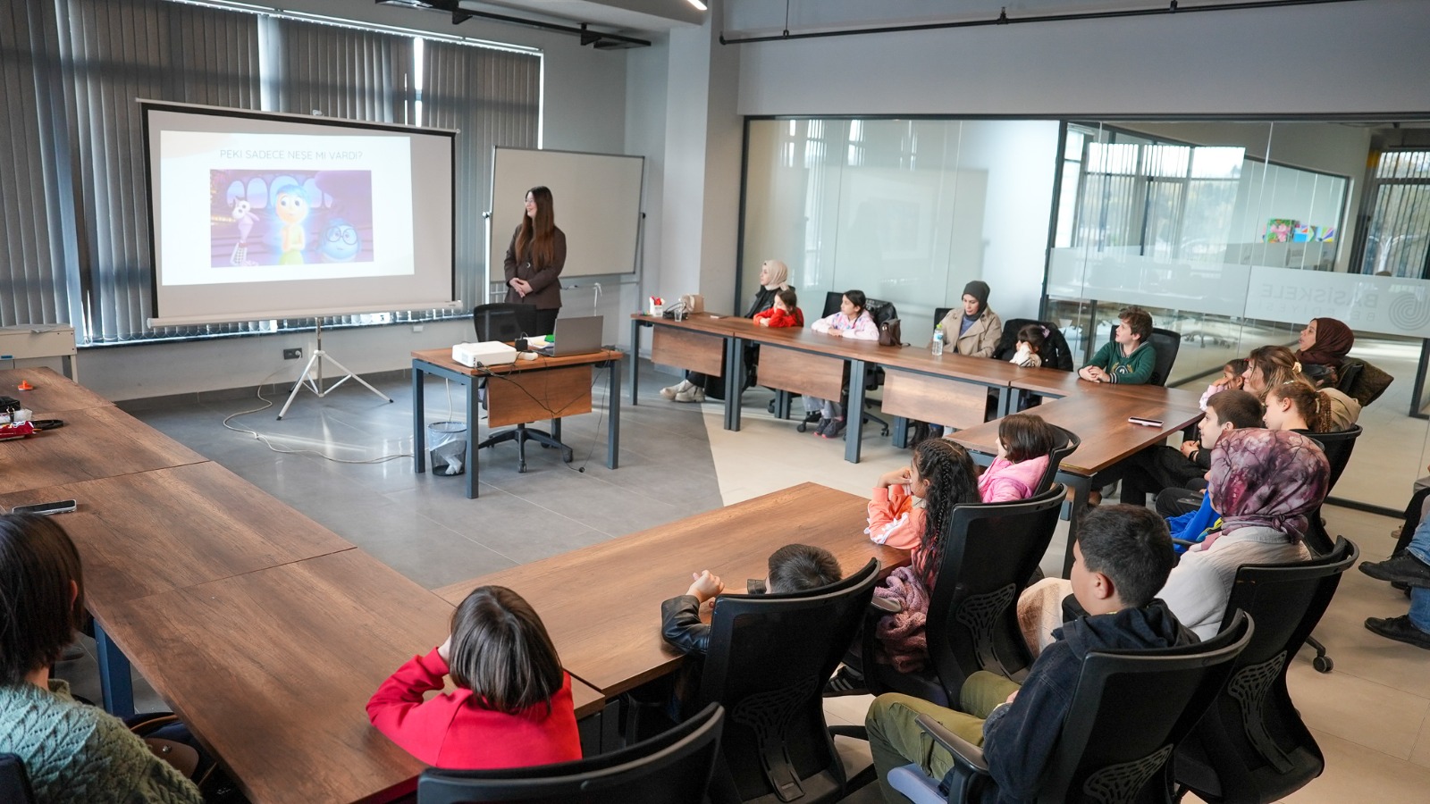 Ba�iskele�de Duygulara Rehberlik Eden At�lye