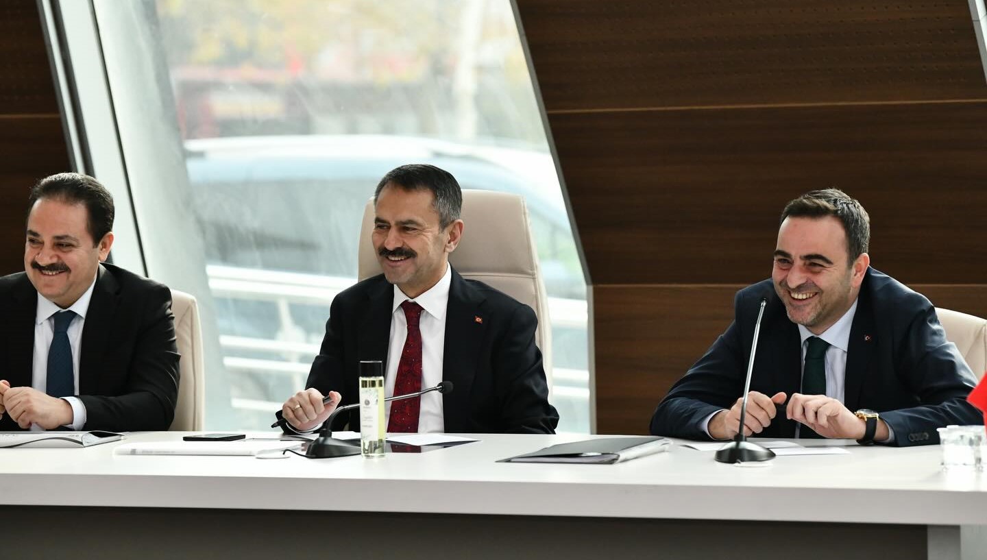 Kocaeli Valisi �lhami Akta� Ba�iskele�de