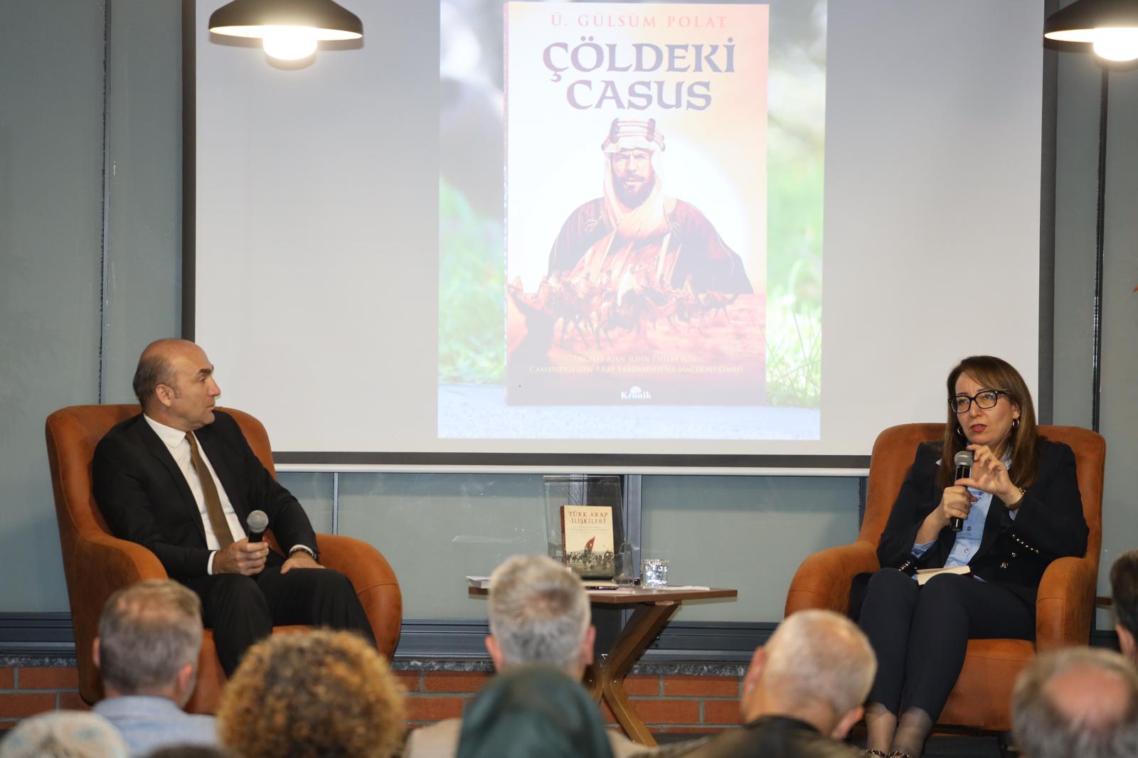 Kitaphanede Tarih Dolu Akam