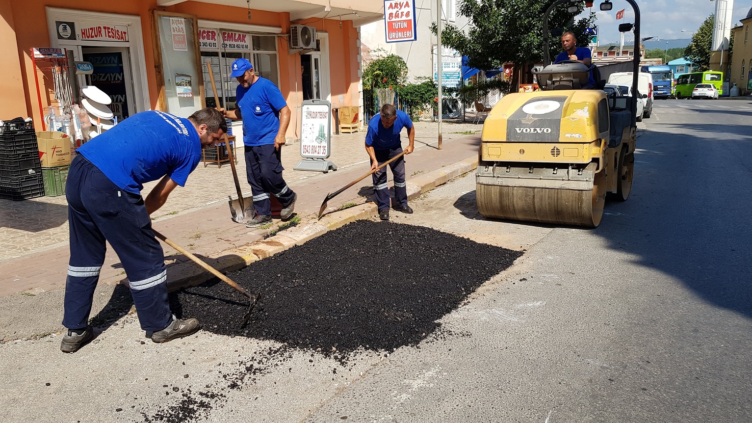 Gnde 30 Ton Asfaltla Yollara Bakm ve Onarm