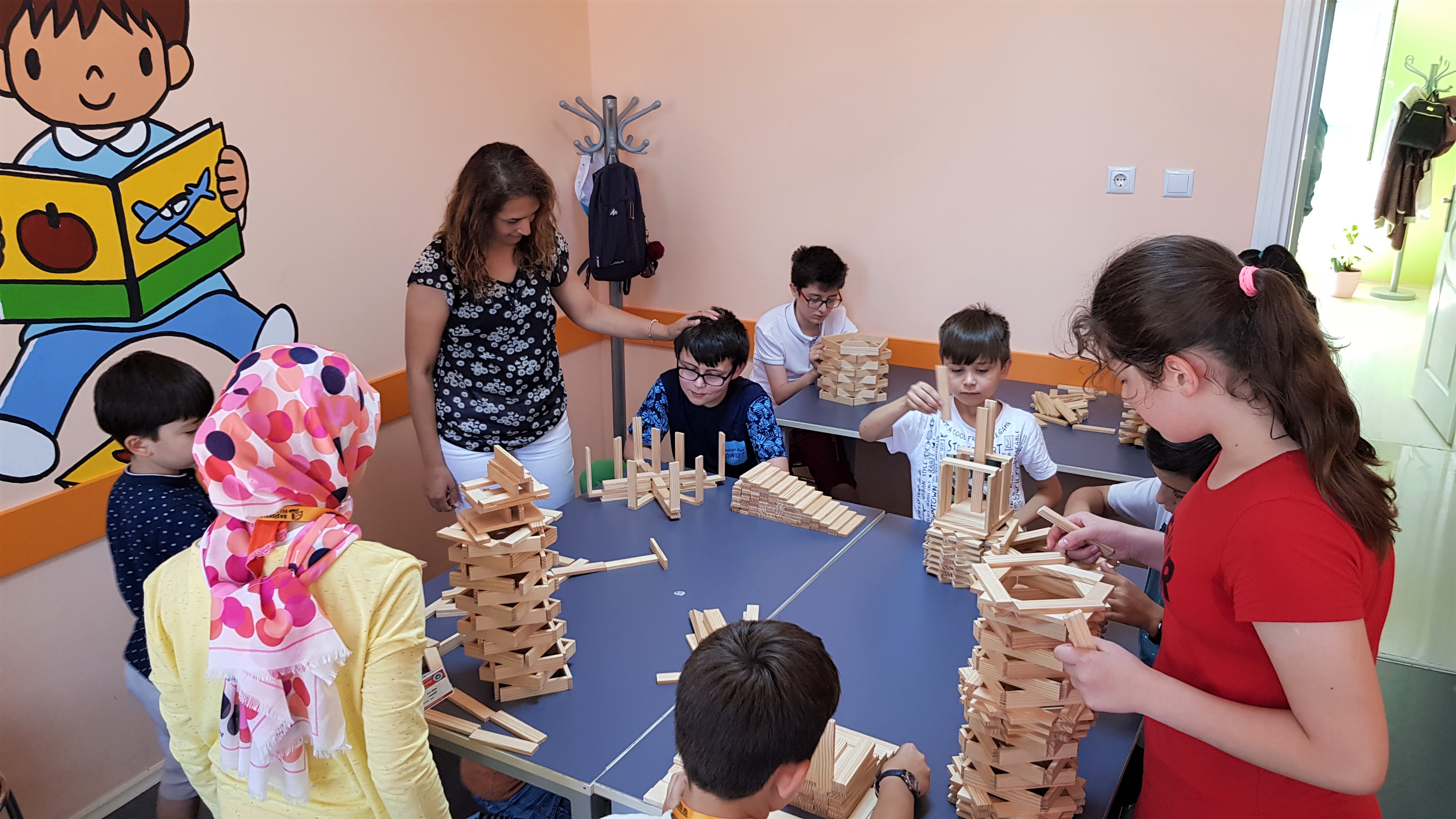 En elenceli yaz okulu ocuk niversitesinde