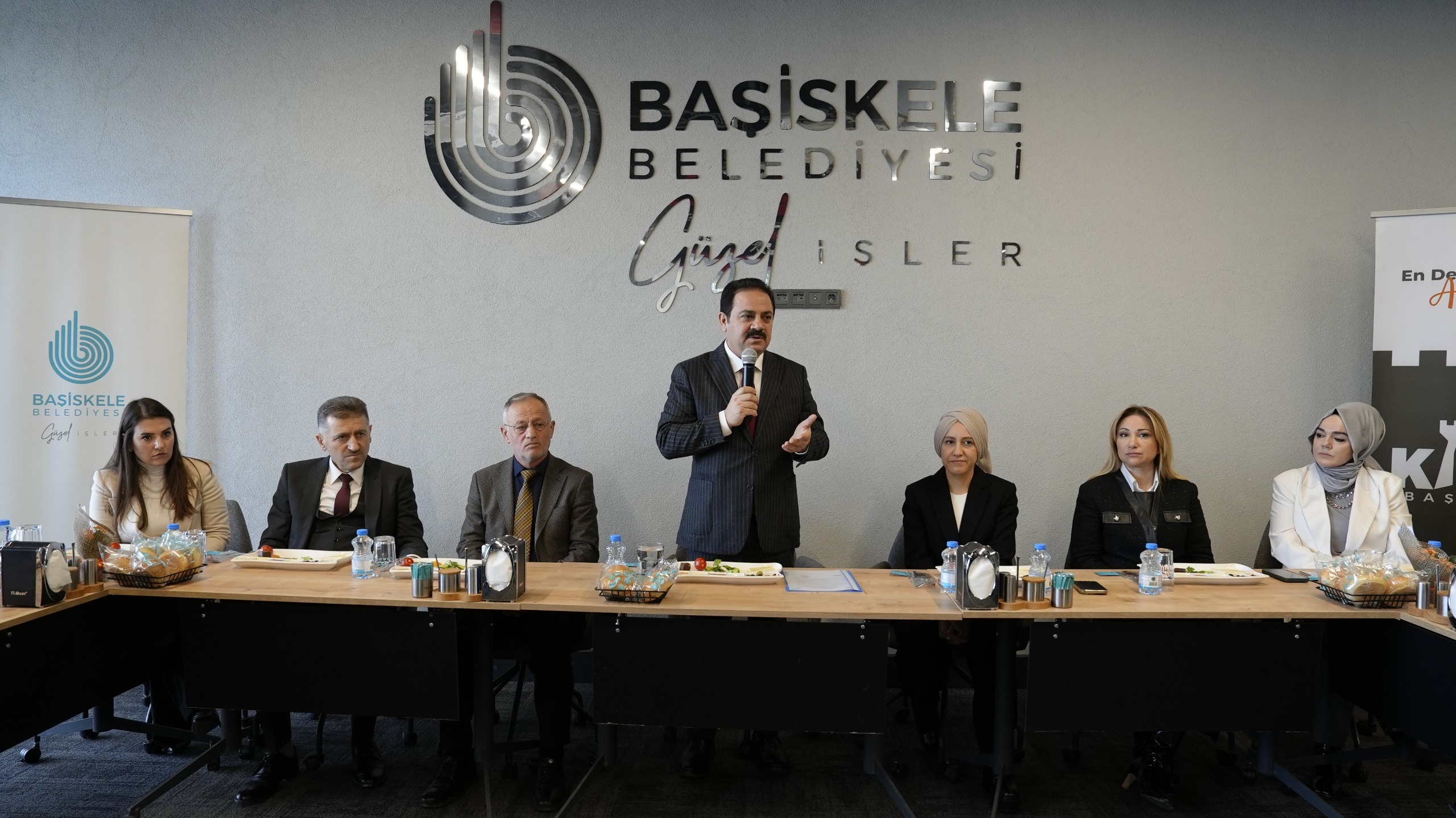 Baiskelede Kadna Kar iddete Hayr Denildi