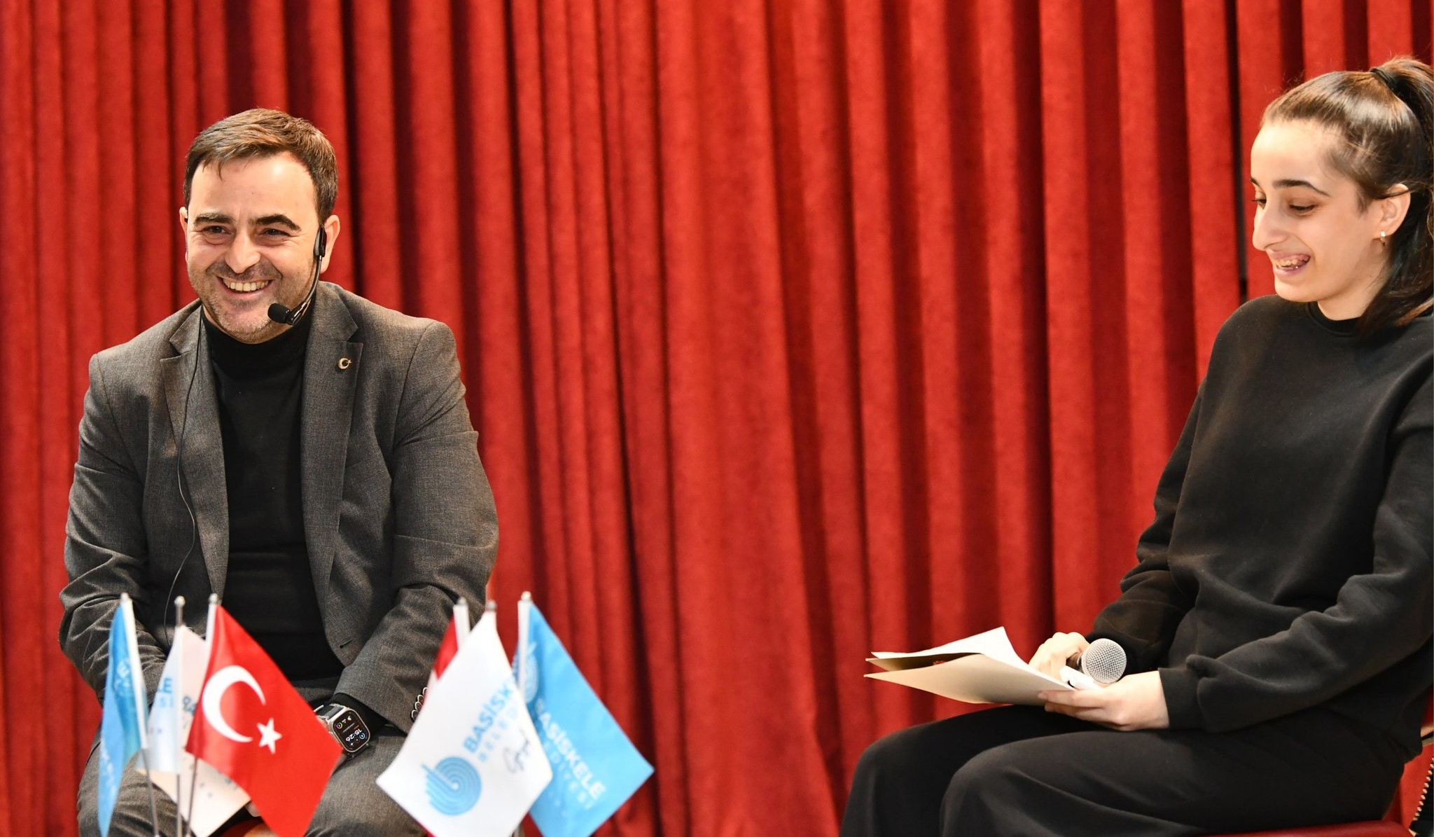 "Geleceiniz in Bugnden Salam Admlar Atmalsnz"