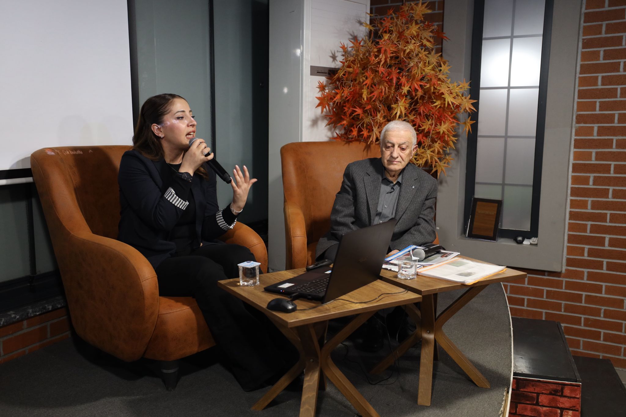 32.S�yle�ide Konu Osmanl��da Mezar Ta�lar�