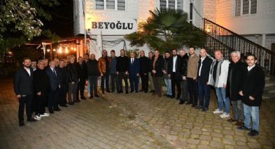 Ba�kan �zl� Muhtarlarla Birlikte Orucunu A�t�