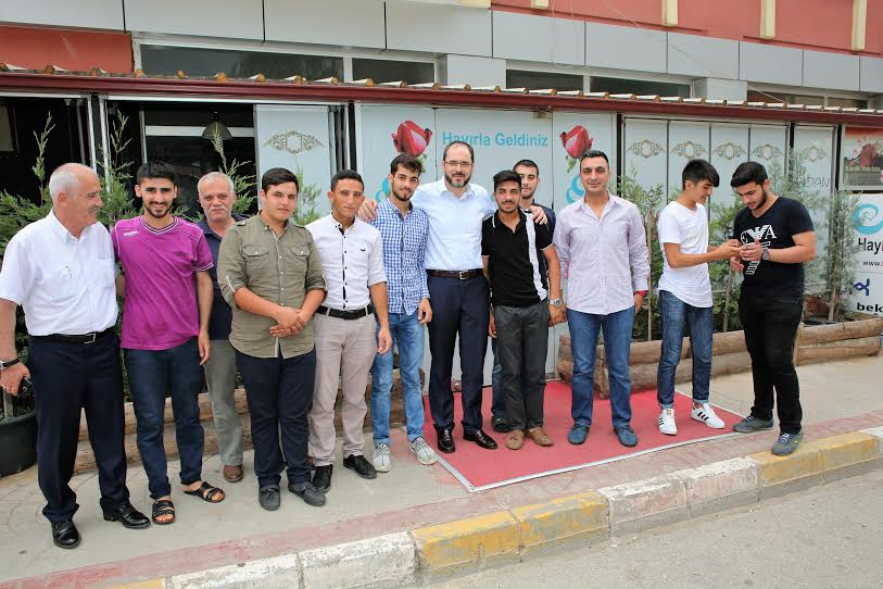 BAKAN AYAZ RAMAZAN BAYRAMINDA HALKIYLA BRLKTE