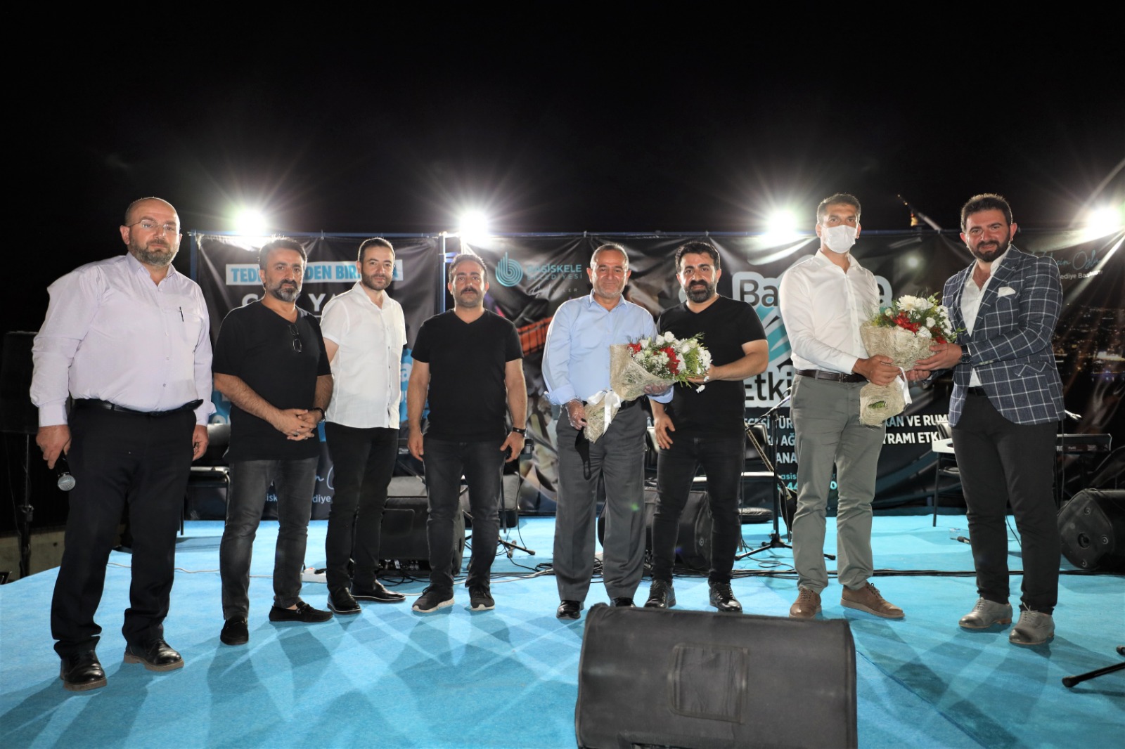 Baiskele iir ve Tasavvuf Akamndan zler