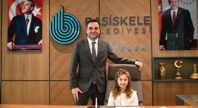 Ba�kan �zl� Koltu�unu Gelece�e Emanet Etti