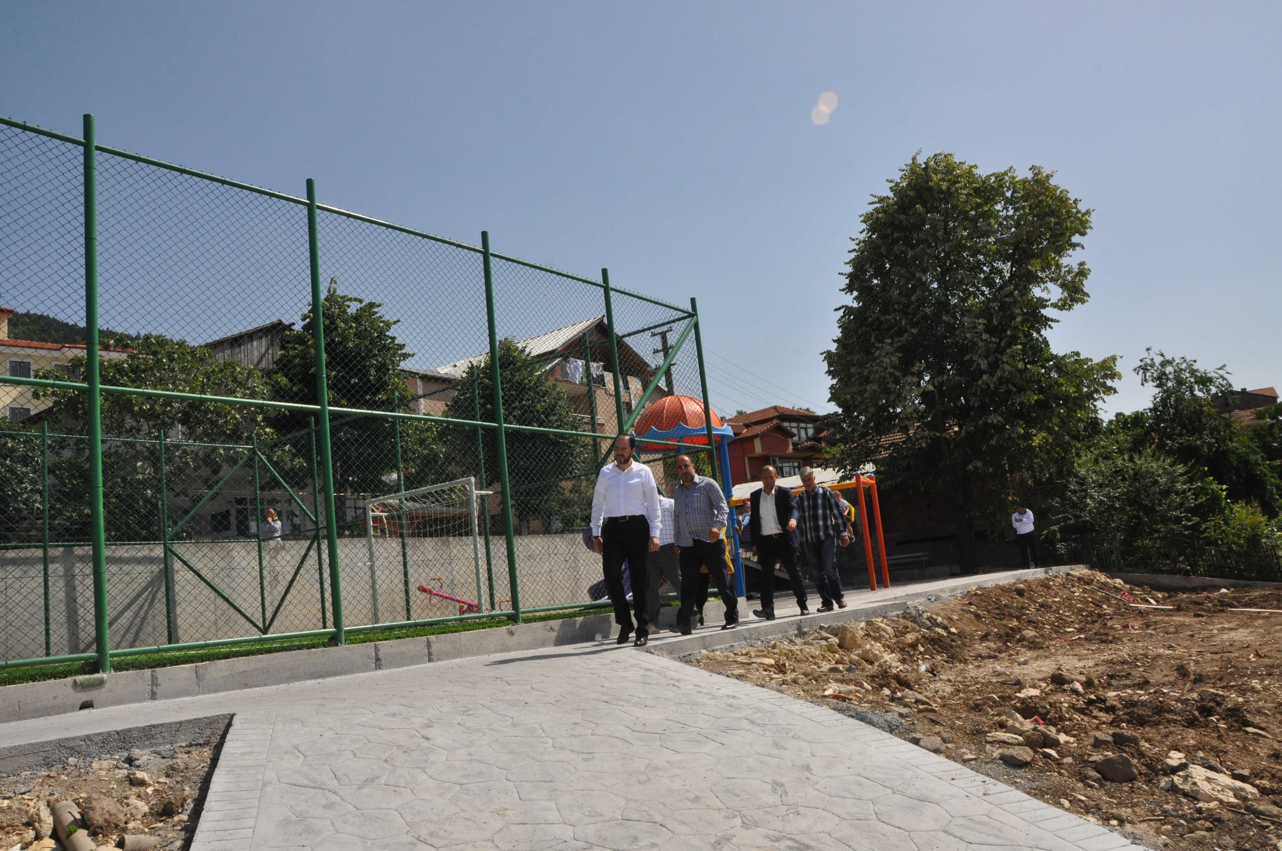 OCUKLARI SEVNDREN PARKLAR