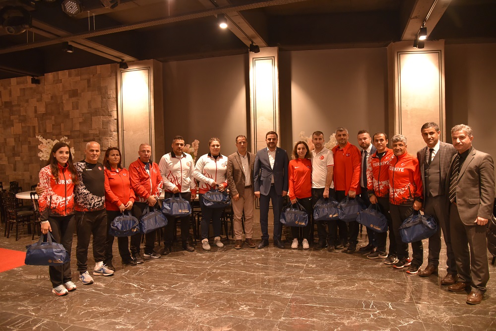 Bakan zl Milli Sporcular Arlad