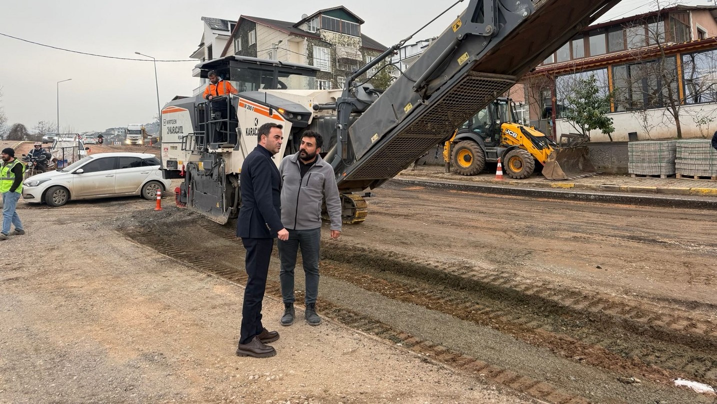 Ba�kan �zl� Sahadaki �al��malar� �nceledi