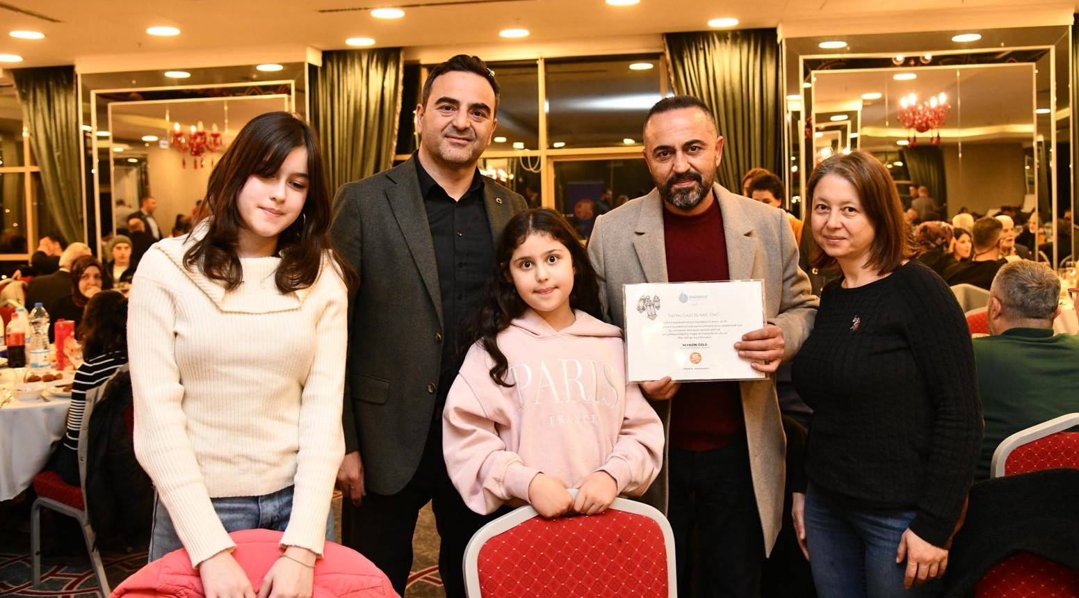 Ba�kan �zl� �lk �ftar�n� �ehit Aileleri ve Gaziler ile Yapt�