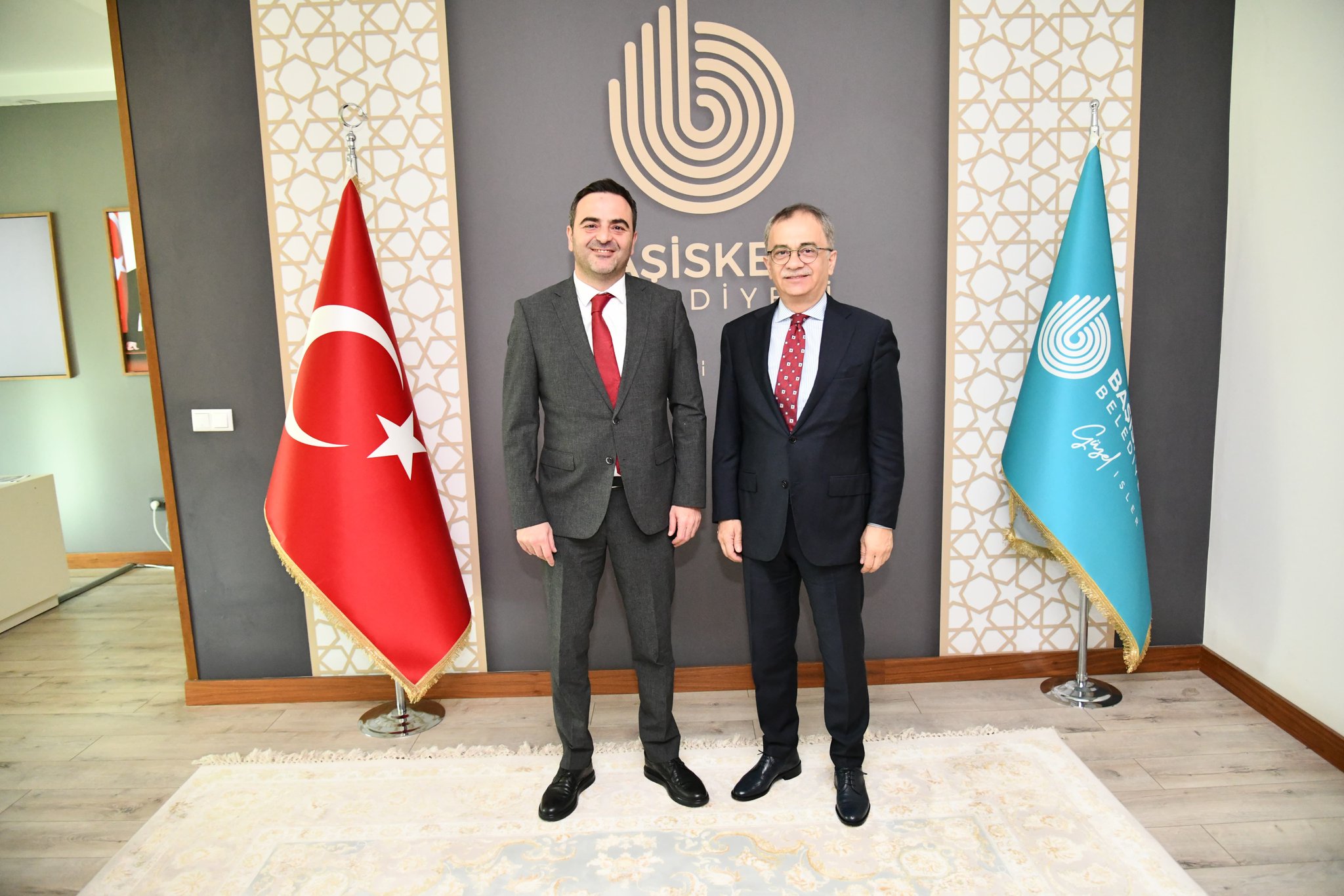 Genel Sekreter Hayri Baraldan Bakan zlye Ziyaret