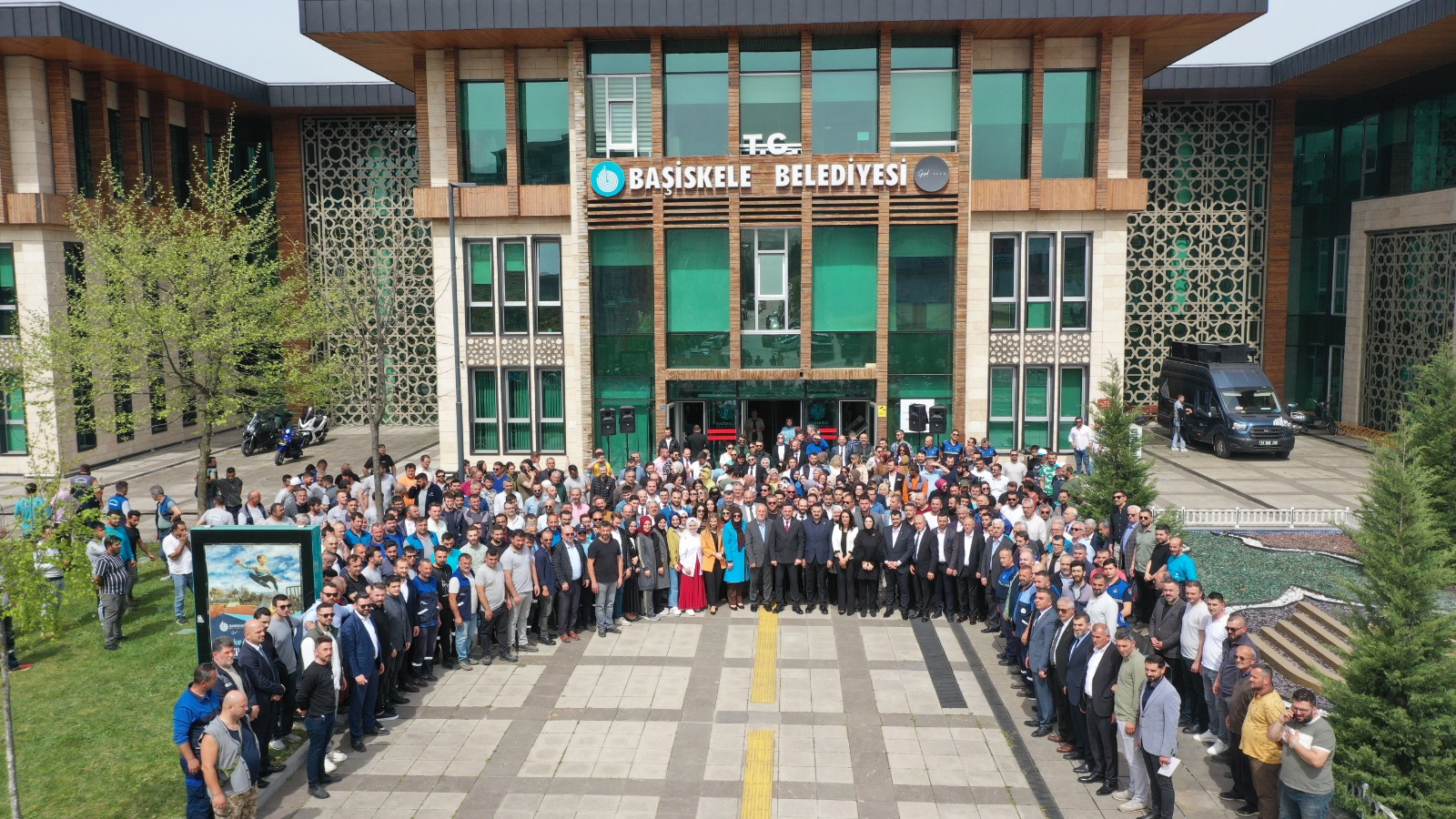 "Bizim Vefa Borcumuz Sadece Baiskele Halknadr"