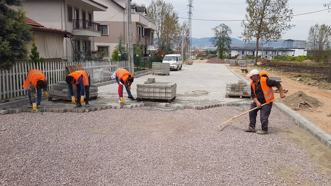 Baiskelede Yol almalar Tm Hzyla Sryor