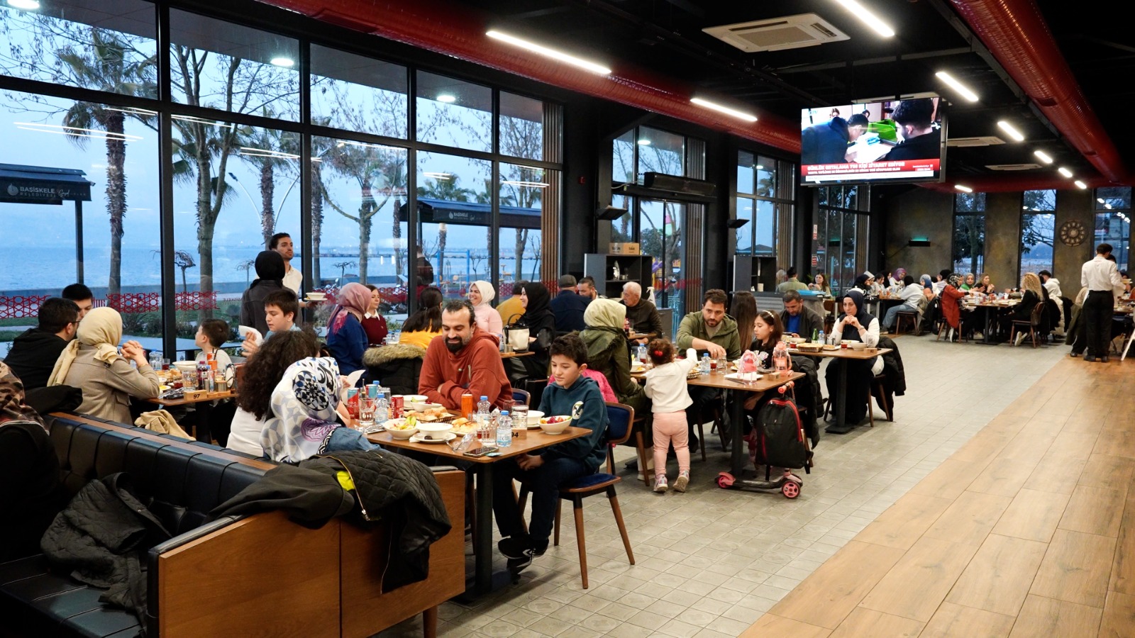 Baiskele Antik Kfte ve Restoran Ramazanda da Gzde