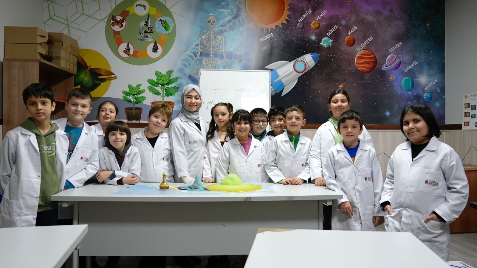 Baiskele ocuk niversitesinde Eitimlere Devam