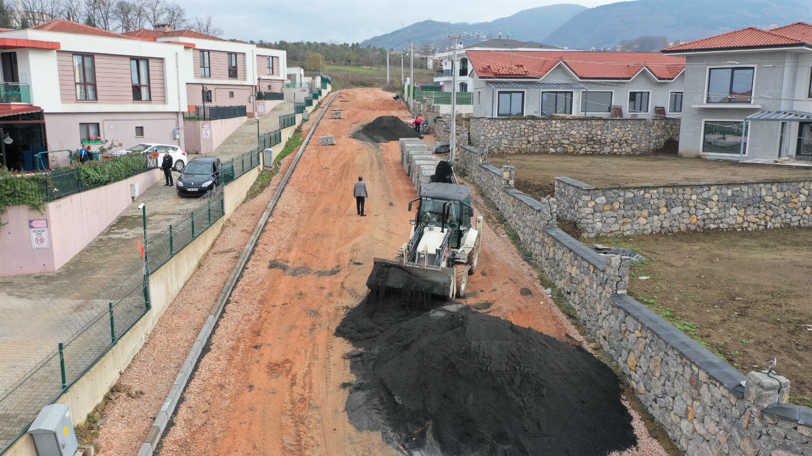 K Aylarnda da Kalc ve Sratli lere Devam