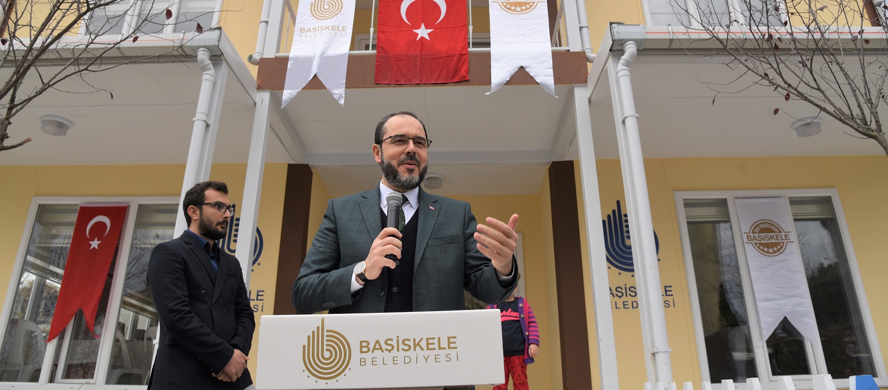 "lk Gnk Akla Hizmetkr Olmaya Devam Edeceiz"