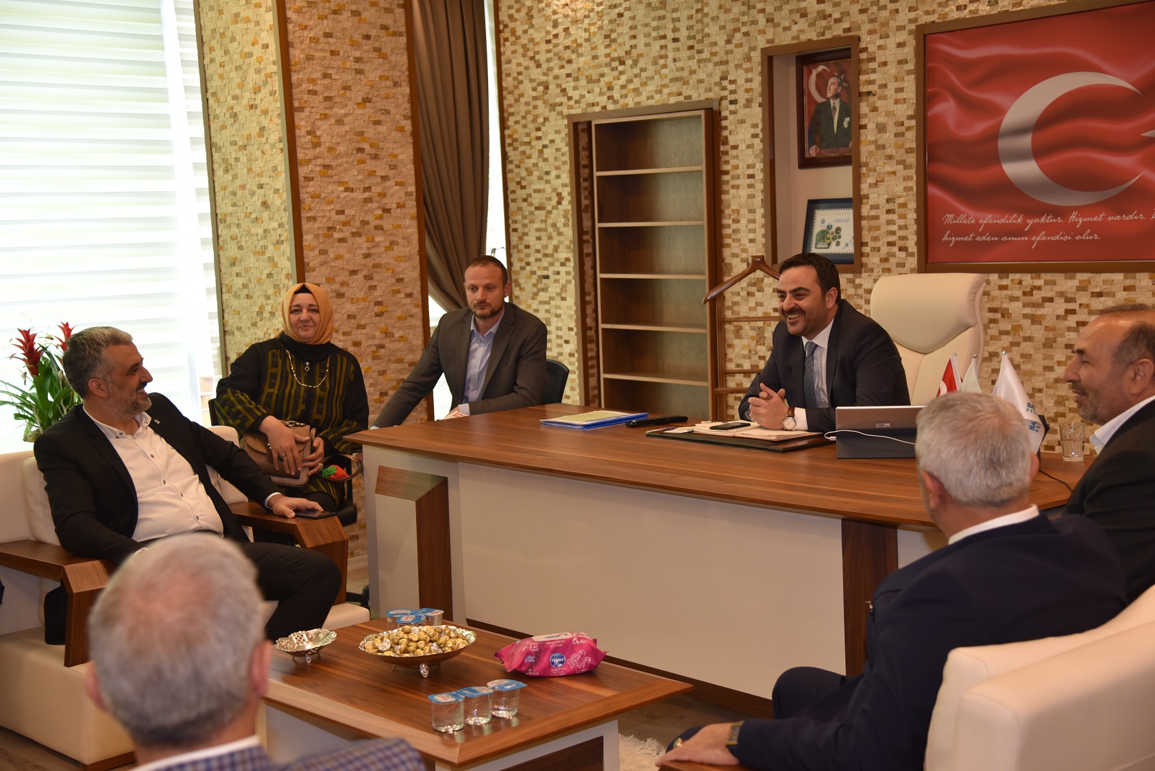 AK Parti l Ynetiminden Bakan zlye Ziyaret
