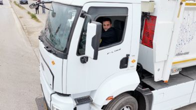 Ba�iskele�de Elektrikli ��p Kamyonu D�nemi Ba�l�yor