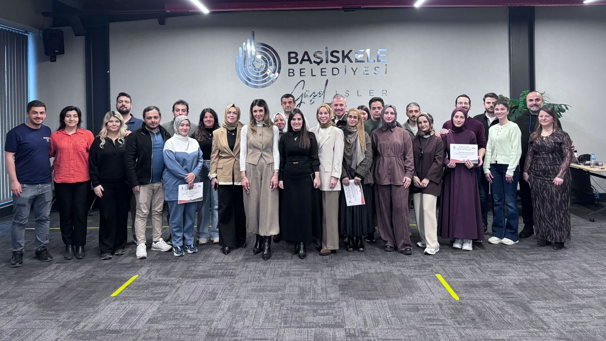 Ba�iskeleli �iftler 27. Evlilik Okulunda Bulu�tu