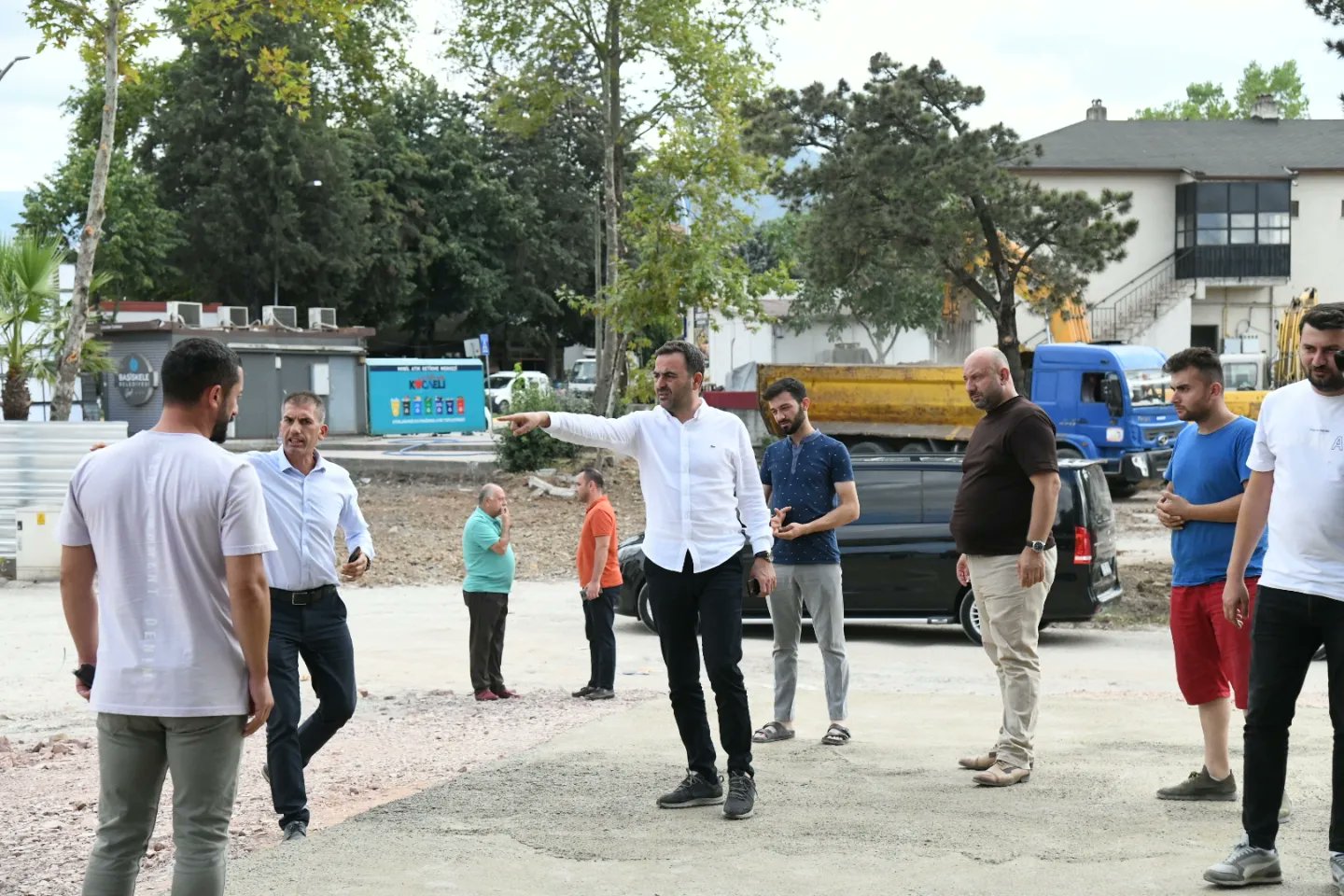 Bakan zl Sahadaki almalar Tek Tek nceledi