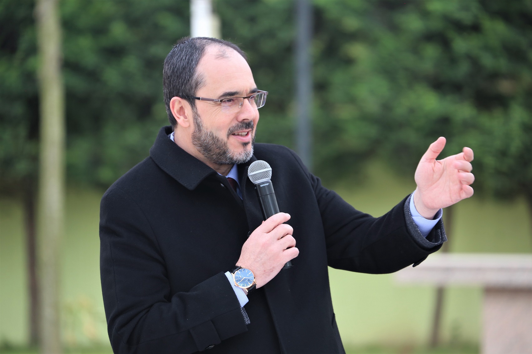 Ba�kan Ayaz: "G�revimiz�Sizlere Hizmet Etmektir"