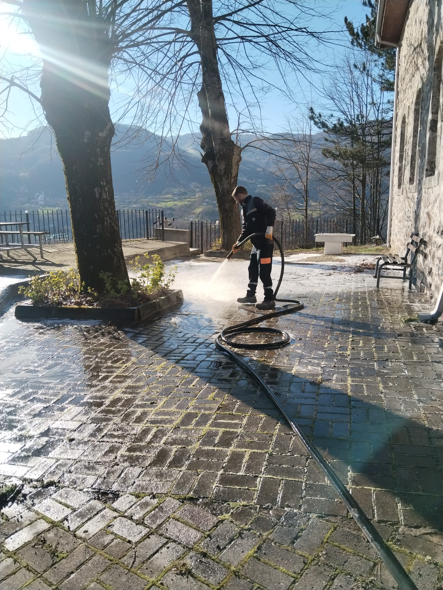 Ba�iskele�de Ramazana �zel Cami Temizli�i