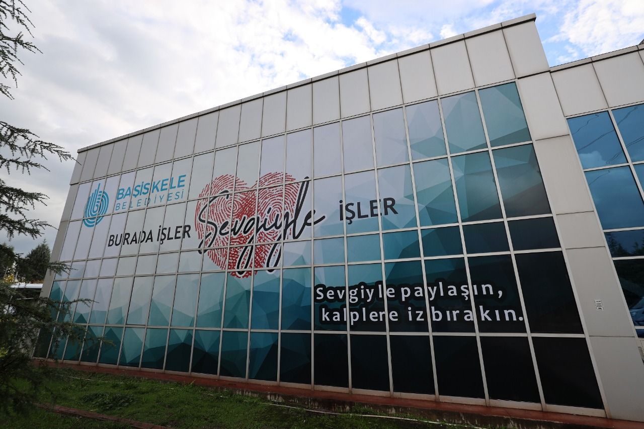 Baiskelede Hayrl ler