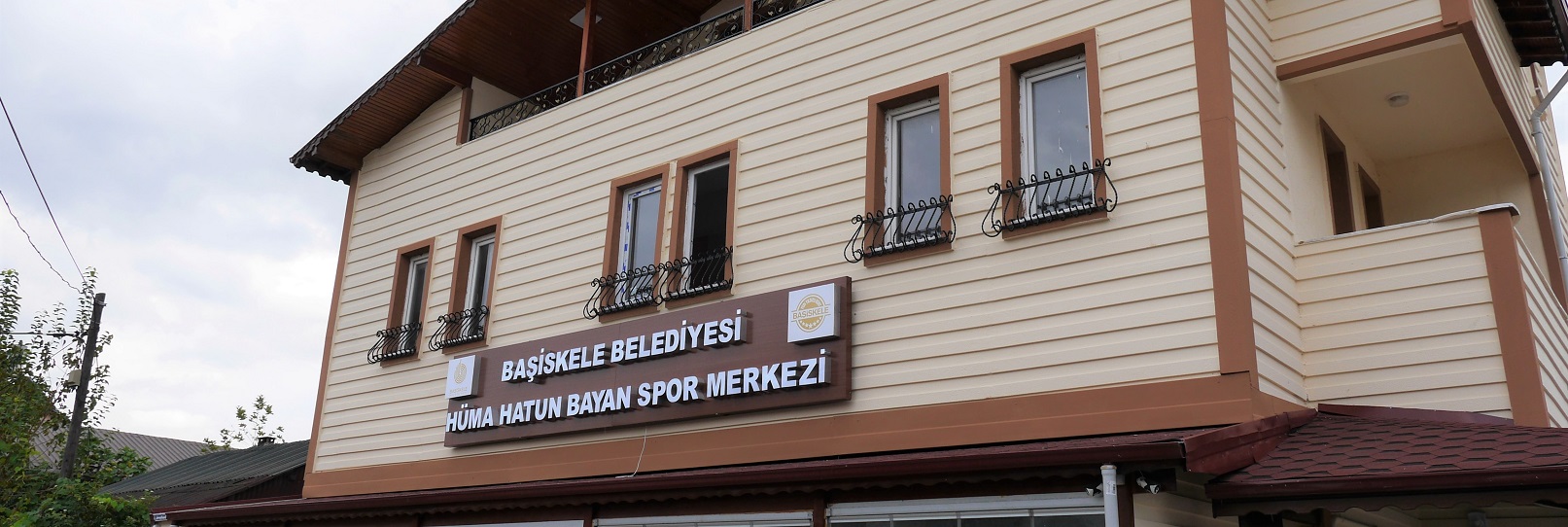 Baiskelede Allar Devam Ediyor