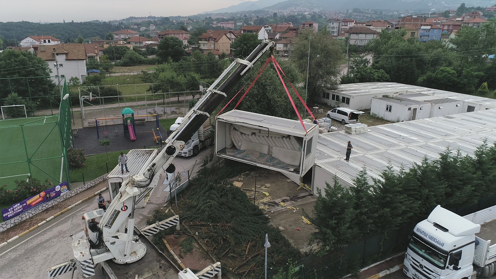 Bakan Ayazdan Eitime Snr tesi Destek