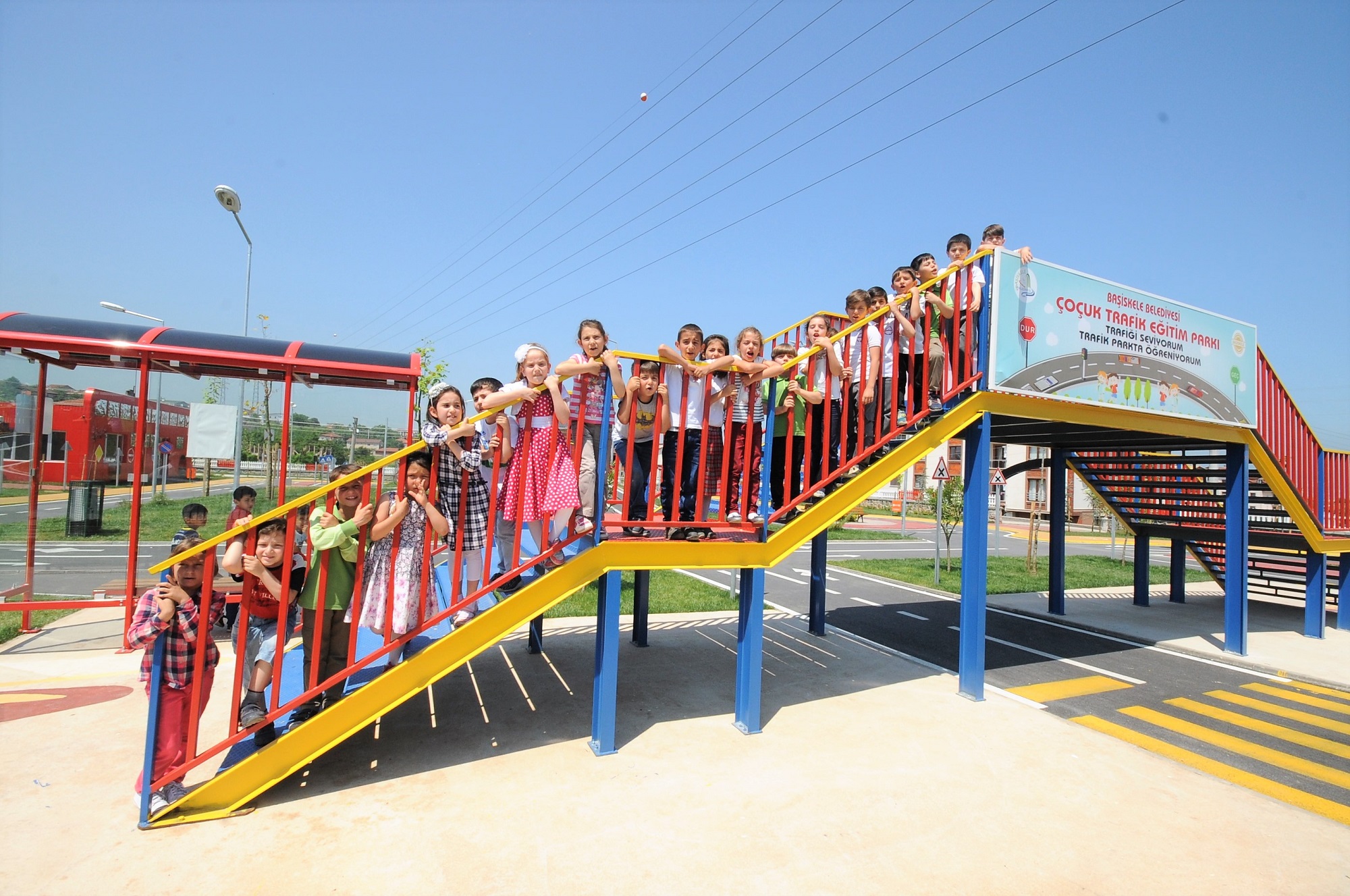 BASKELENN LK TRAFK KAHRAMANLARI ETMDE