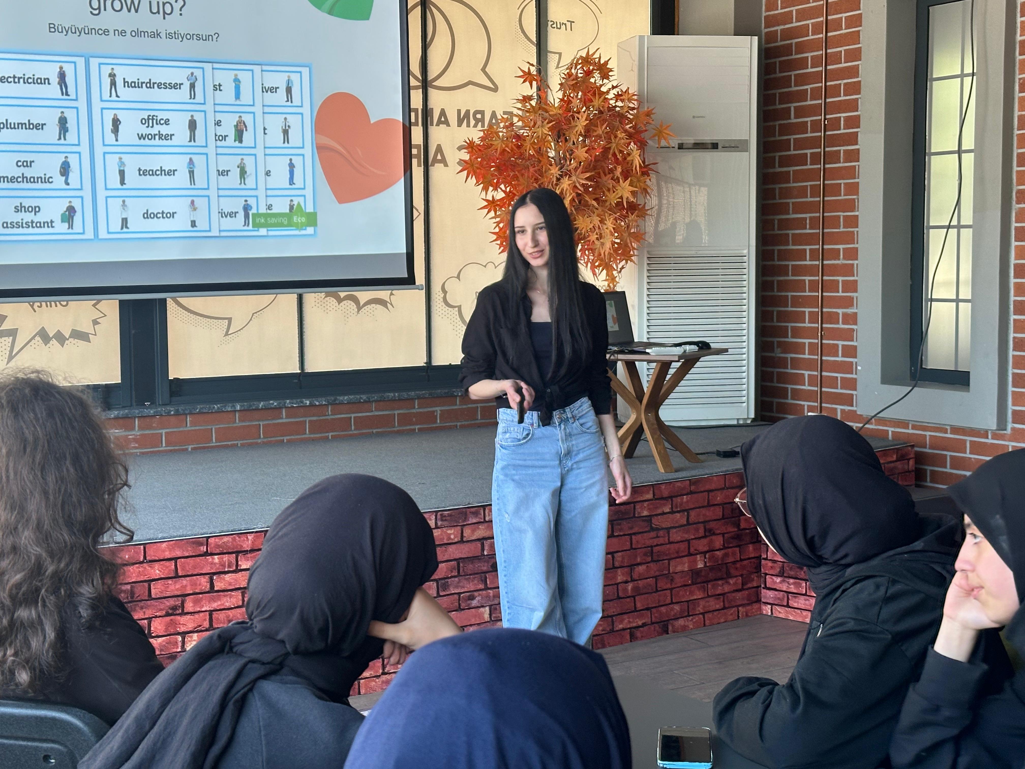 Learn and Speak Cafede ngilizce Pratiine Devam