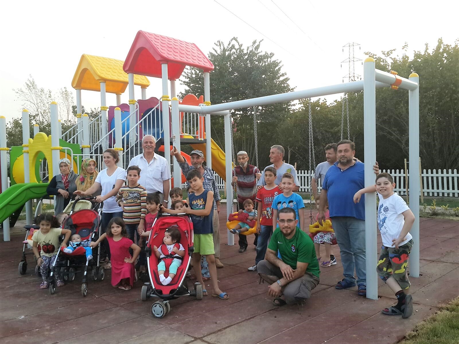 BAKAN AYAZA PARK TEEKKR