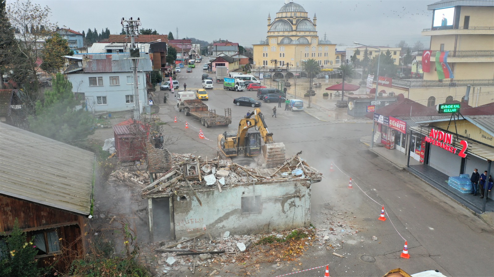 Kent Estetiini Bozan Metruk Binalar Yklyor