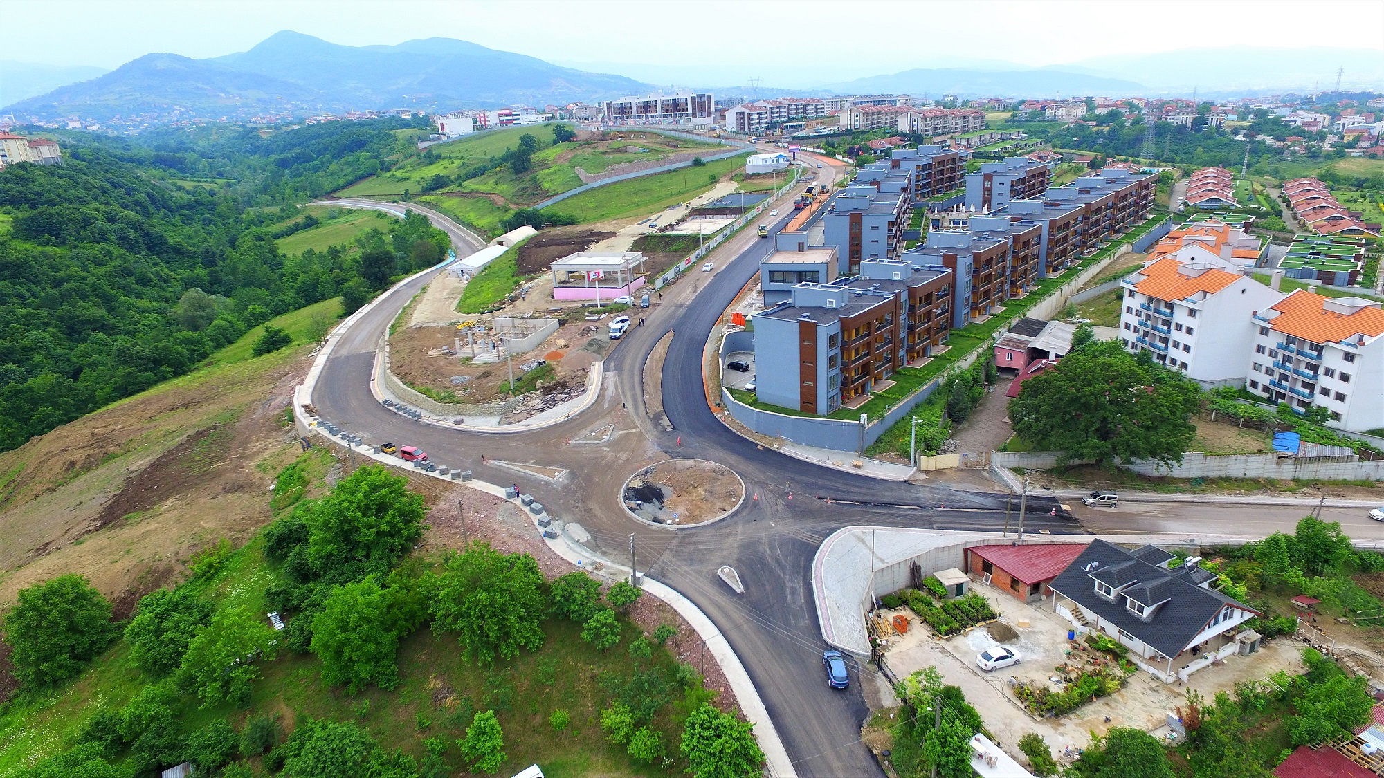 MODERN EHRE KONFORLU YOLLAR