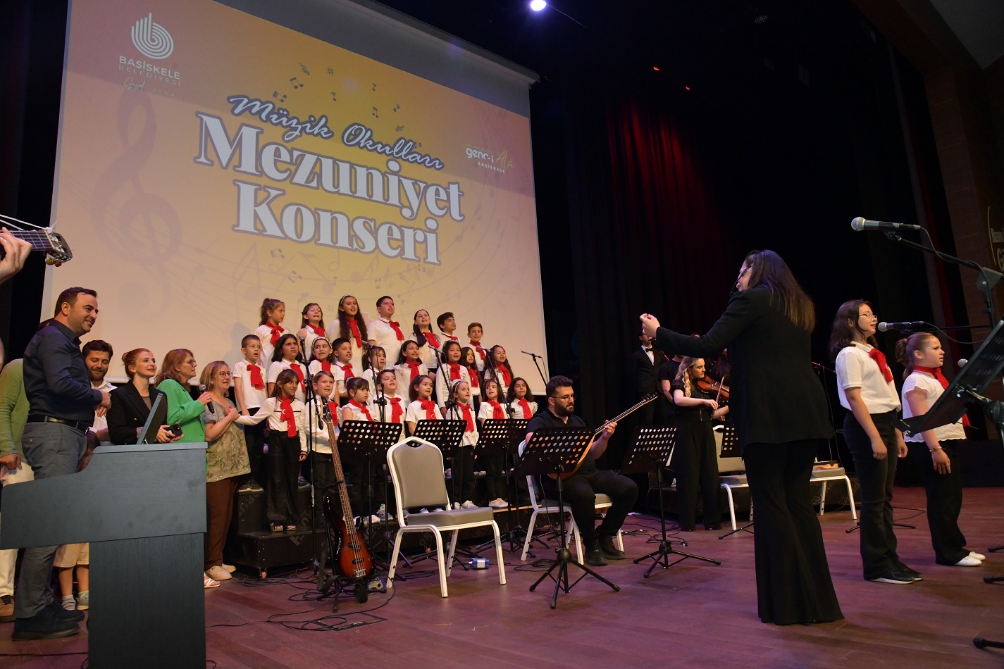 Mzik Okullarndan Muhteem Sezon Finali