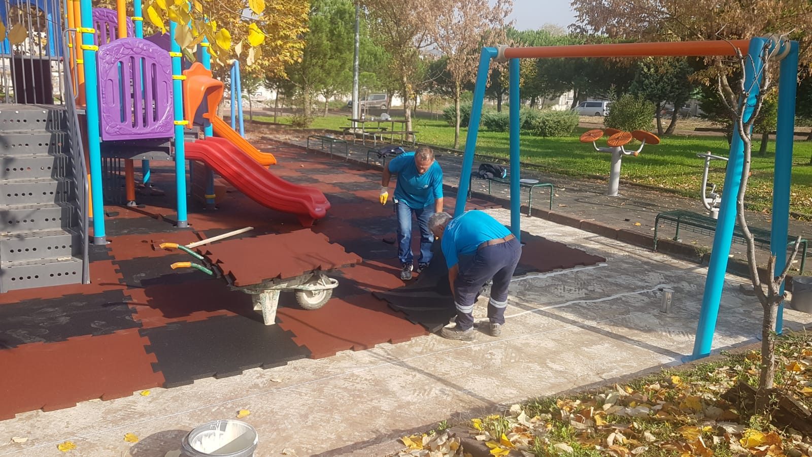 Baiskelede ocuk Parklar Tek Tek Yenileniyor