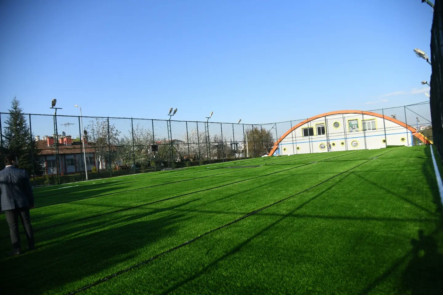 Baiskele Yeniky Spor Kulb Tesisleri Yenileniyor