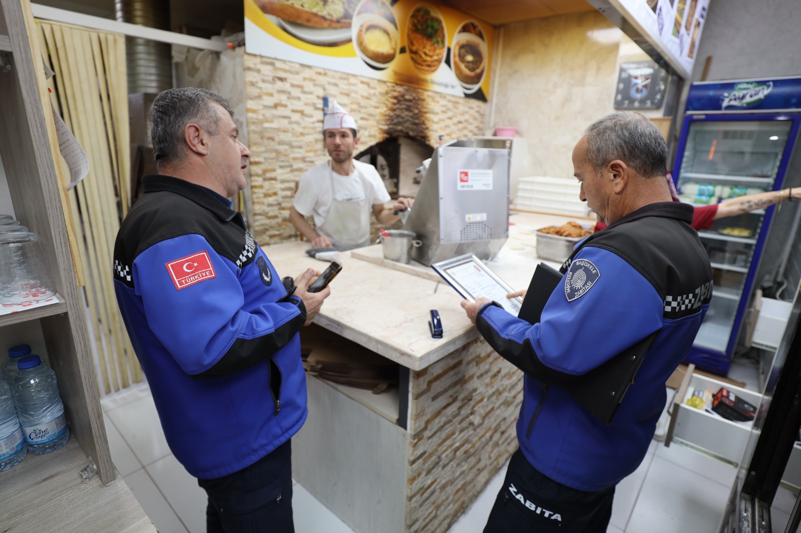 Zabta Ekipleri Halk Salnn Korunmas in Sahada